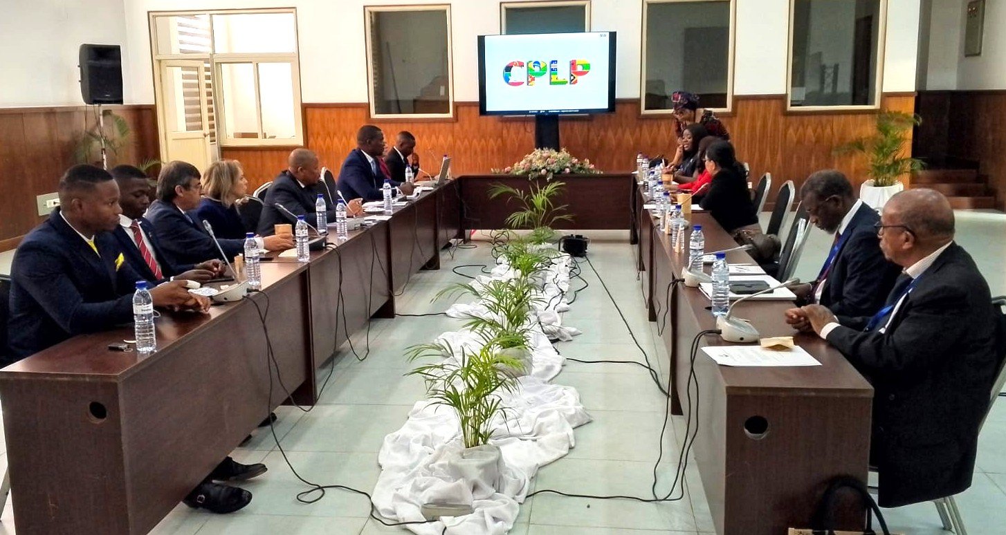 Delegados debatem integração na CPLP