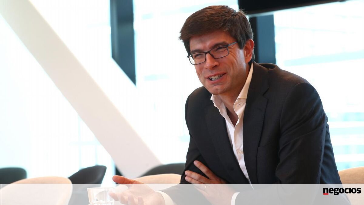 João Dolores: Ação da Sonae “tem um desconto à volta de 50%” - Bolsa