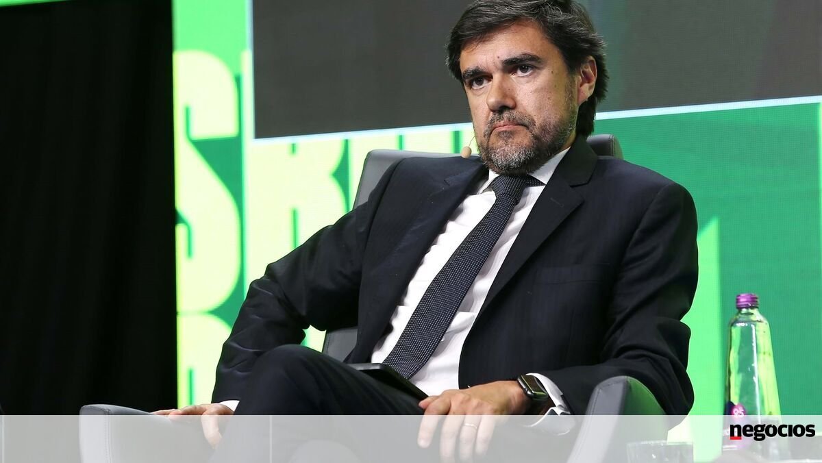 "Não vamos investir nem mais um euro na rede móvel", alerta Nos - Telecomunicações