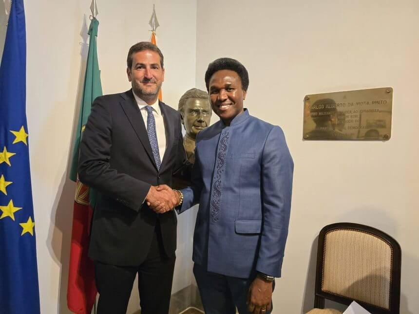 Venâncio Mondlane reforça laços com PSD e expõe violação de