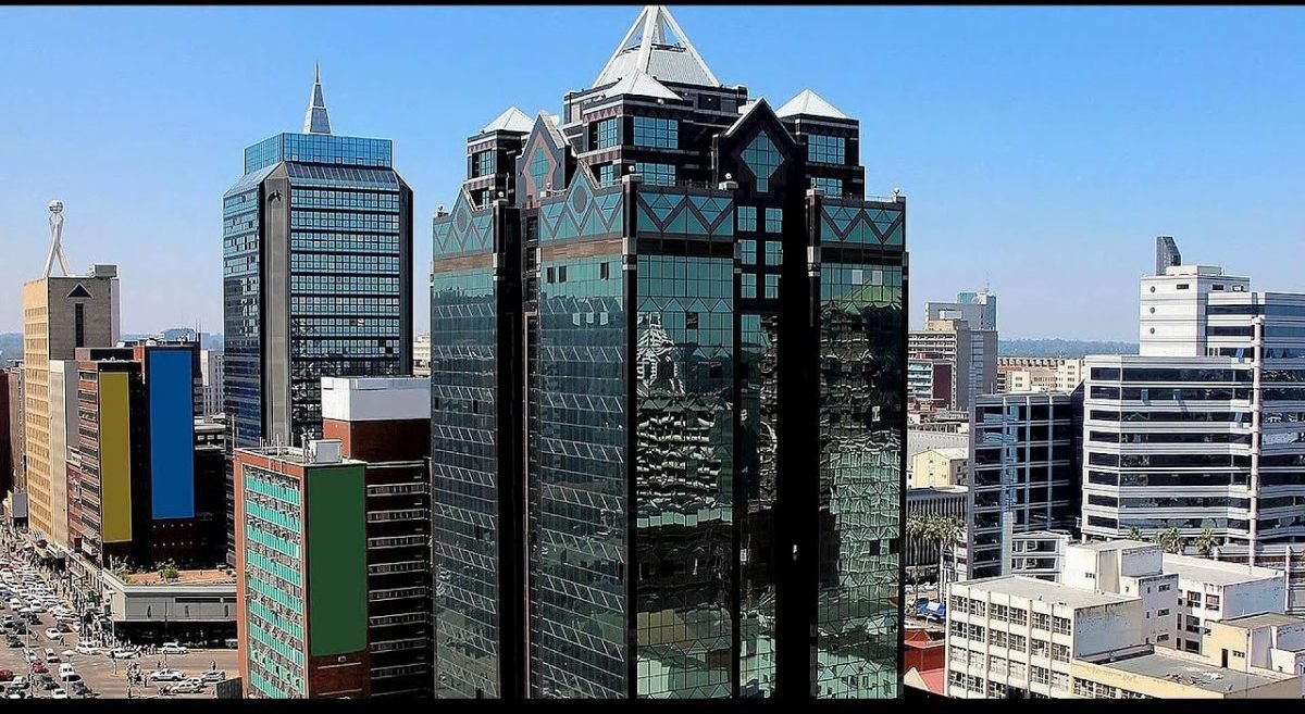 Zimbabué Torna-se na Quinta Maior Economia da Região Após Revisão do PIB • Diário Económico