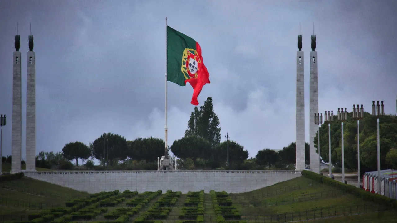 AMA passa chamar-se Agência para a Reforma Tecnológica do...