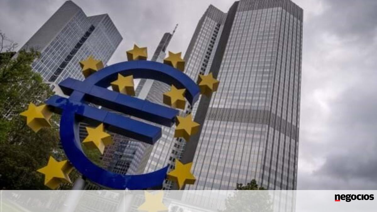 Ameaça das "stablecoins" leva Bruxelas a acelerar planos