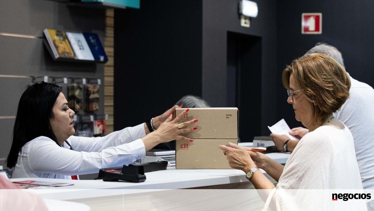 CTT juntam-se ao coro e suspendem envio de bens postais para