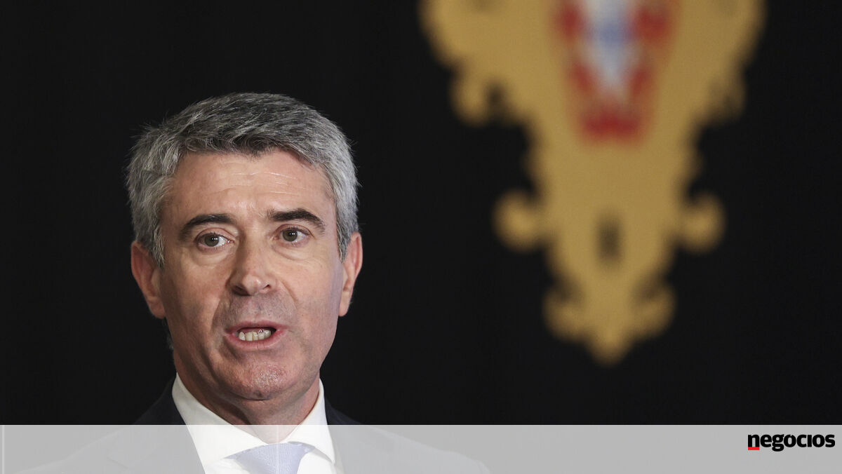 Carneiro adverte Montenegro que pessoas não são linhas