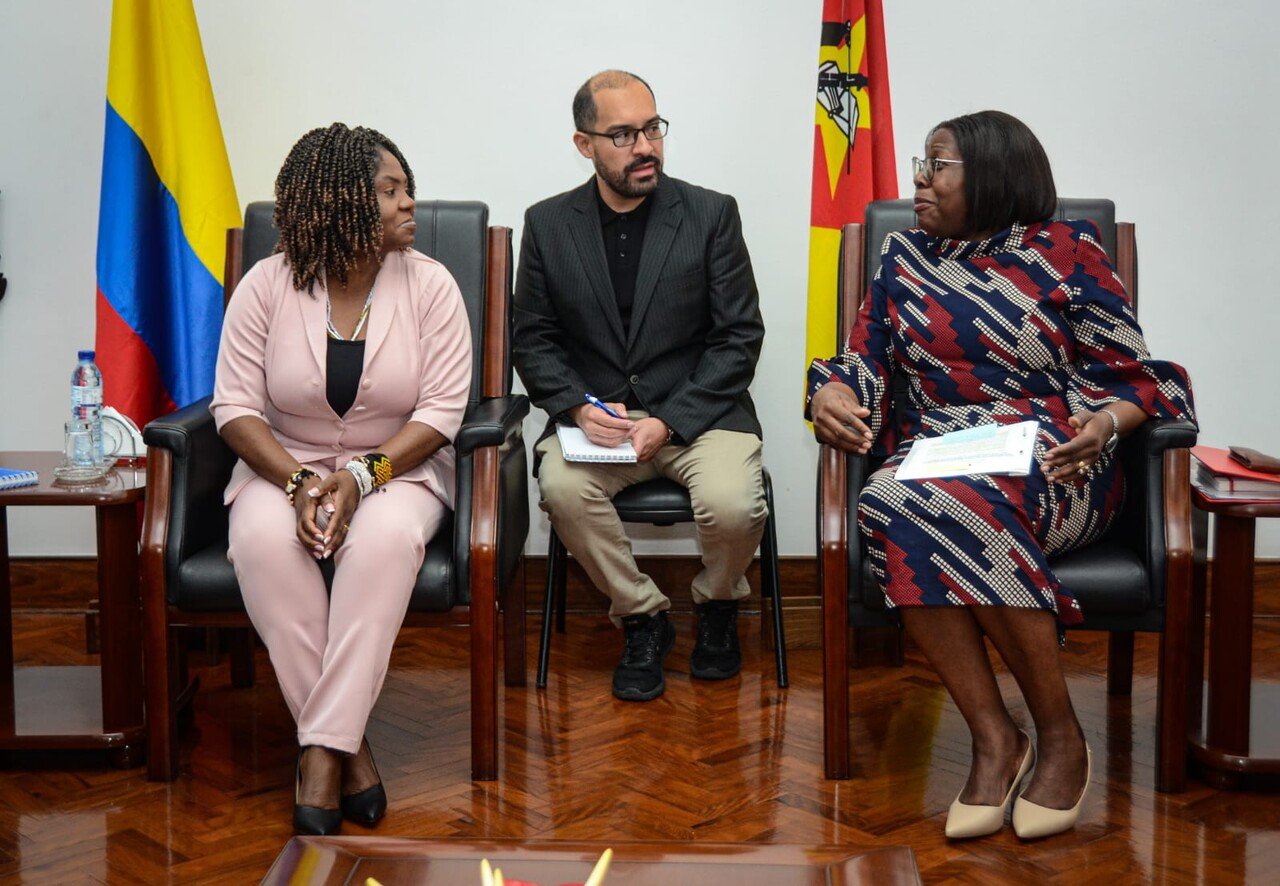 Colômbia Procura Oportunidades de Investimentos e Novas