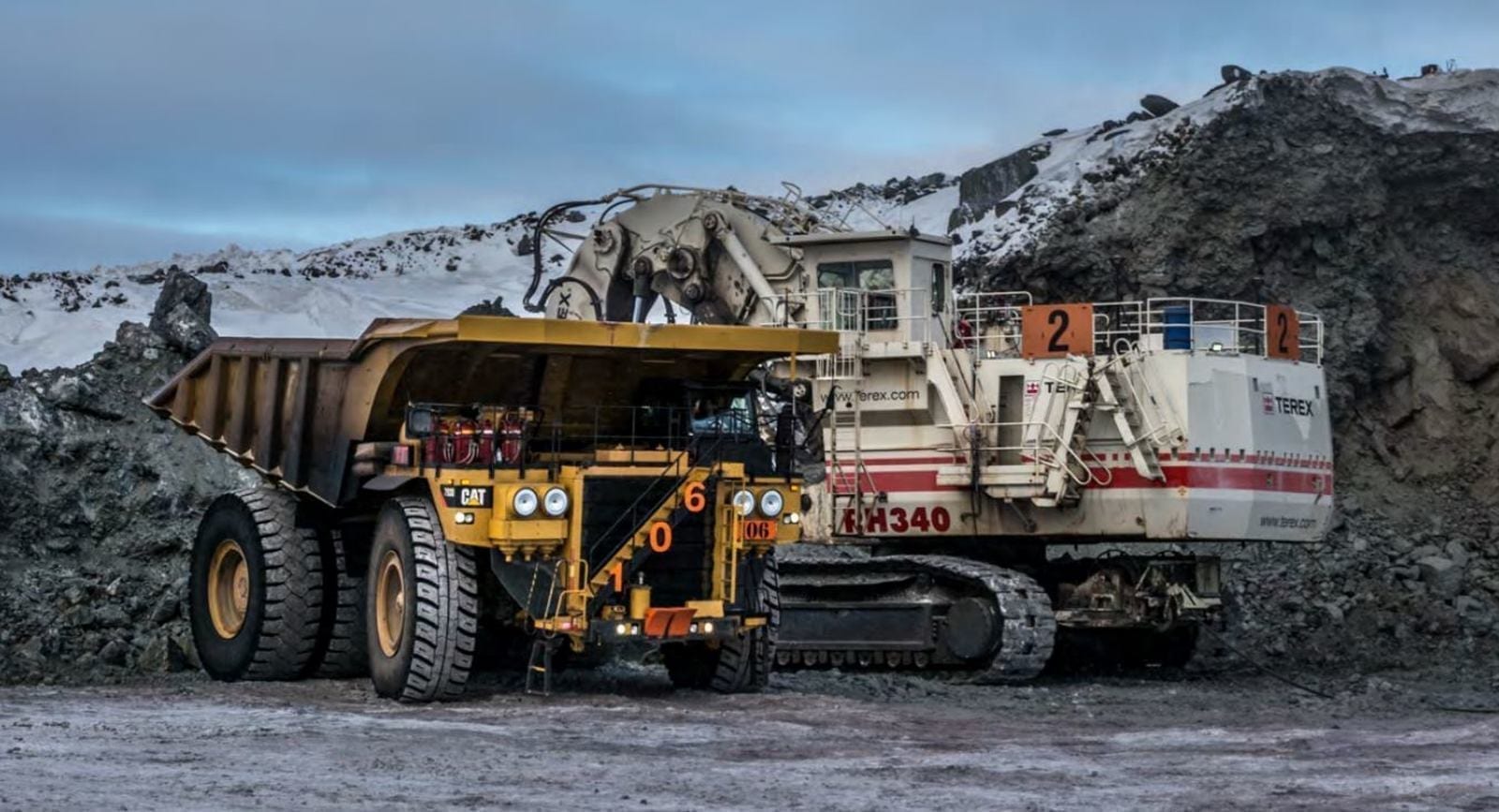 Comissão Parlamentar Quer Empresas de Exploração Mineira e