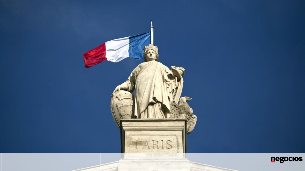 Défice, orçamento e crise. Afinal, o que se passa em França?