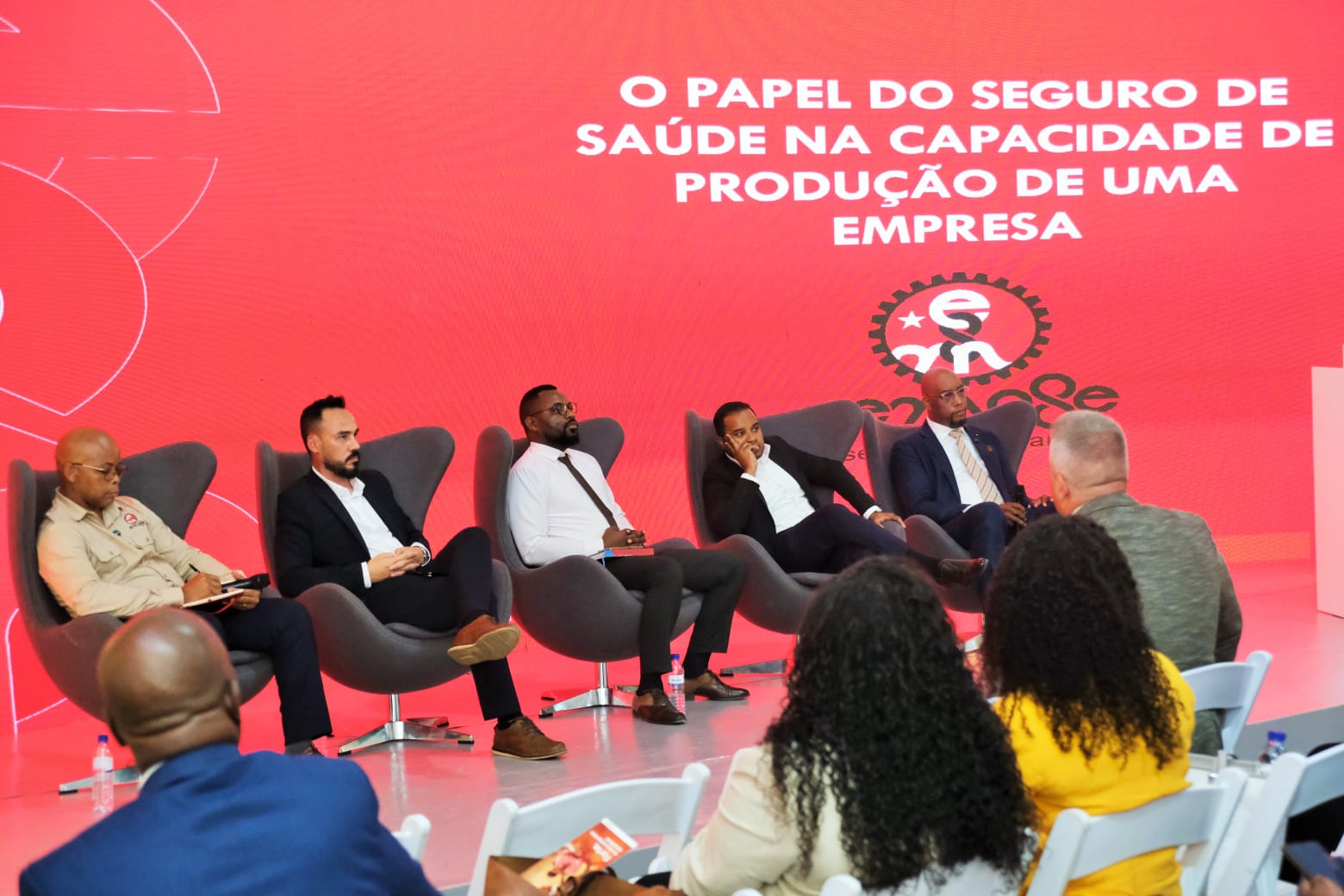 FACIM debate papel do seguro de saúde