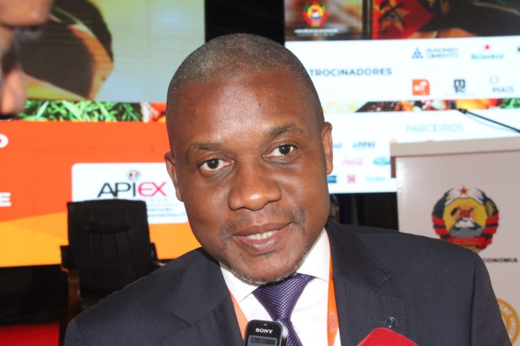 “Governo Aprovou Mais de 4,2 MM$ em Projectos no Primeiro