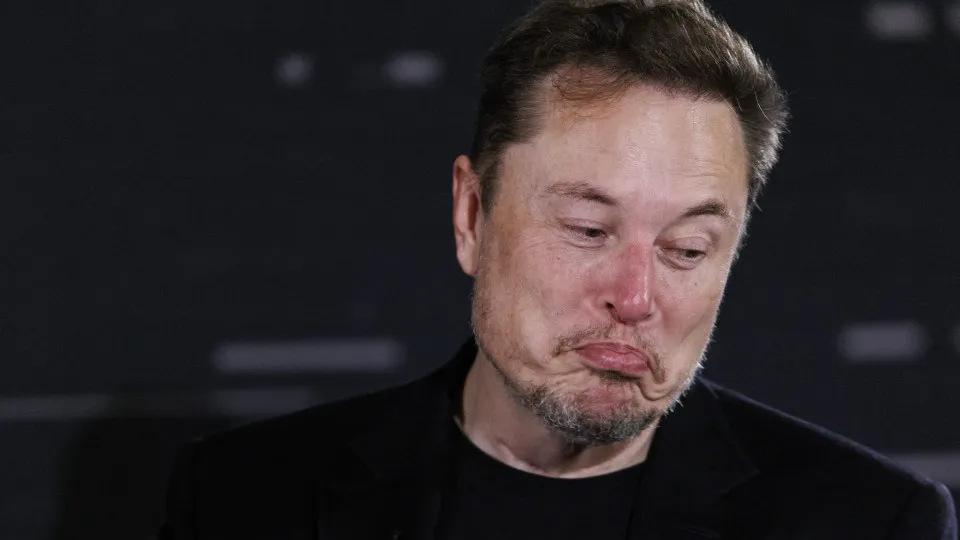 Grok vai deixar de se basear em publicações partilhadas por...