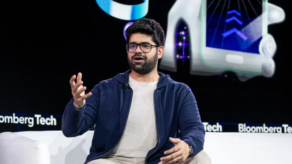 Líder da Perplexity critica Google e diz que empresa tem um...