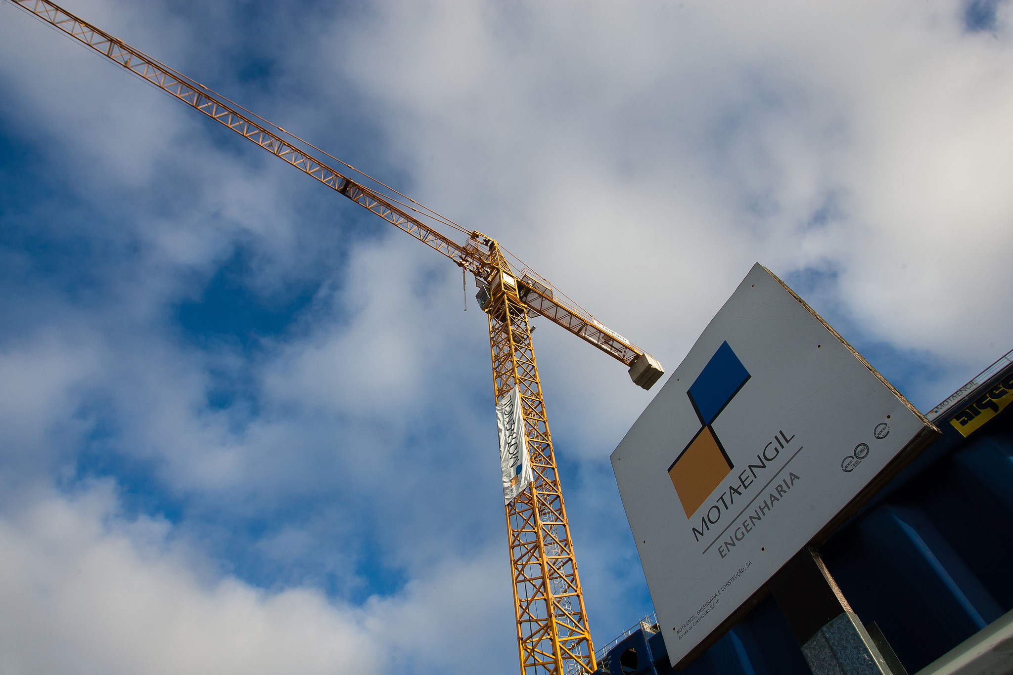 Lucro da Mota-Engil Disparou 20% no Primeiro Semestre Com...