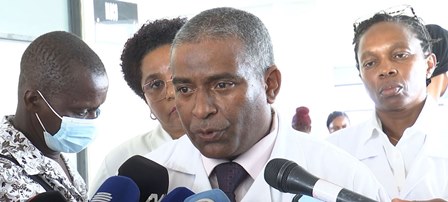 Ministro da Saúde anuncia criação de comissão de inquérito...