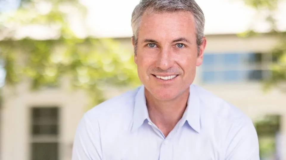 Que faz a Astronomer, empresa do casal 'apanhado' pelos...