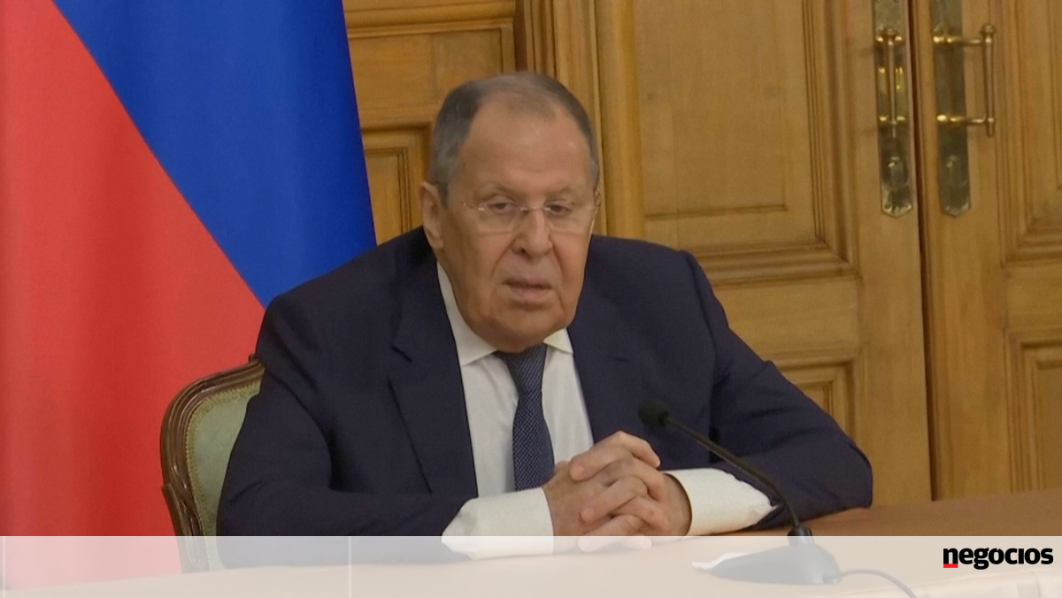 Rússia e Irão dizem que "troika" europeia não tem