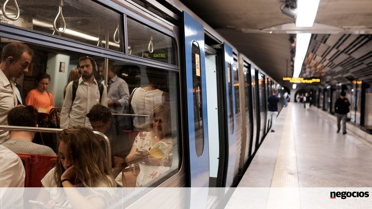 Trabalhadores do metro de Lisboa marcam greves parciais para