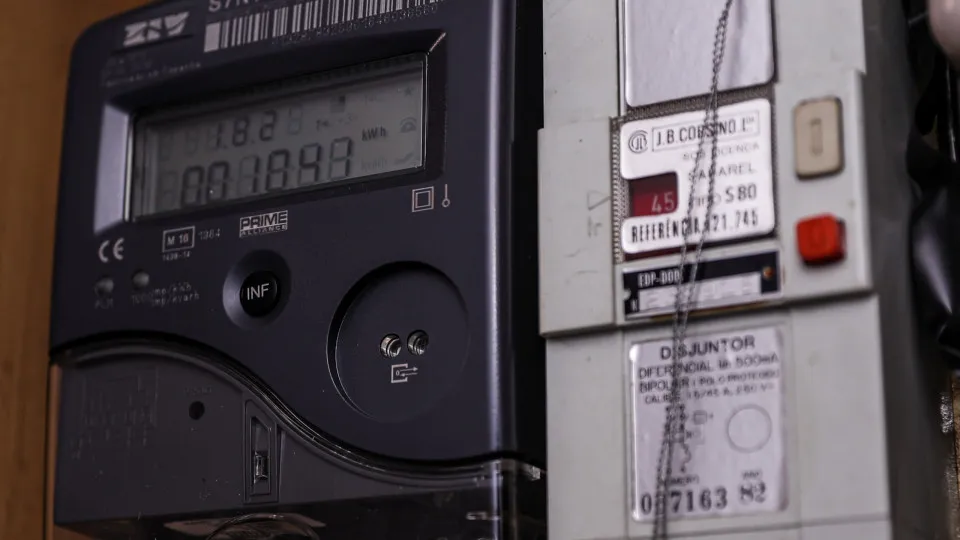 Calor fez aumentar consumo de eletricidade em Portugal