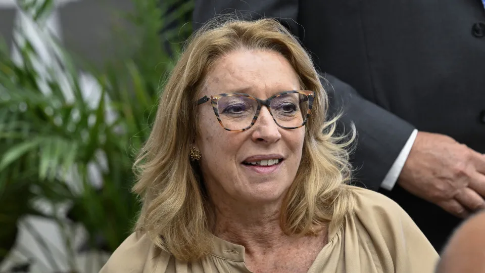 Revisão laboral? "Governo não colocou nenhuma linha