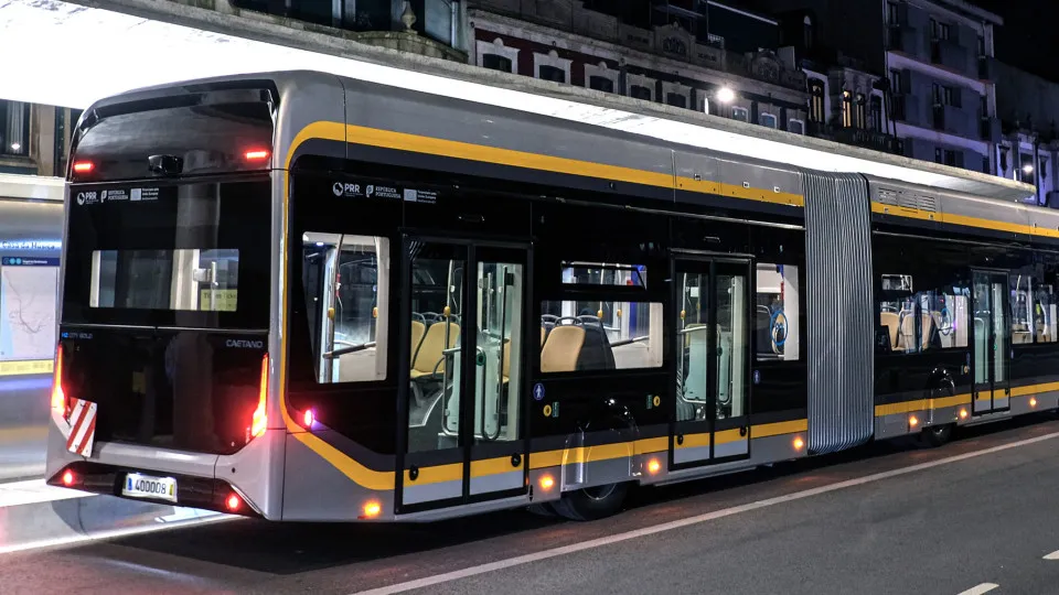Obras da segunda fase do metrobus do Porto arrancam na