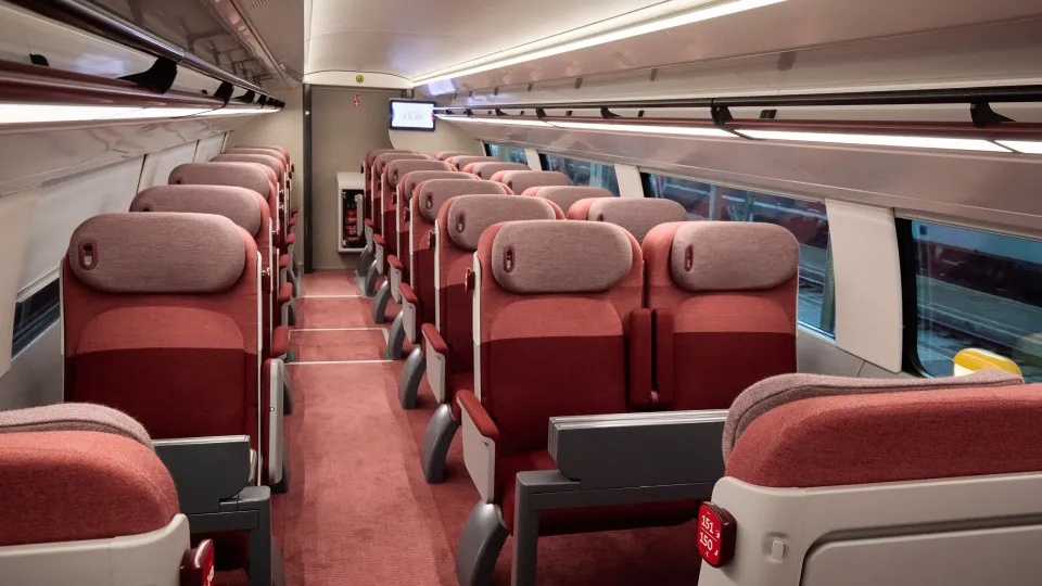 BEI lembra que financiou TGV com base nos requisitos do