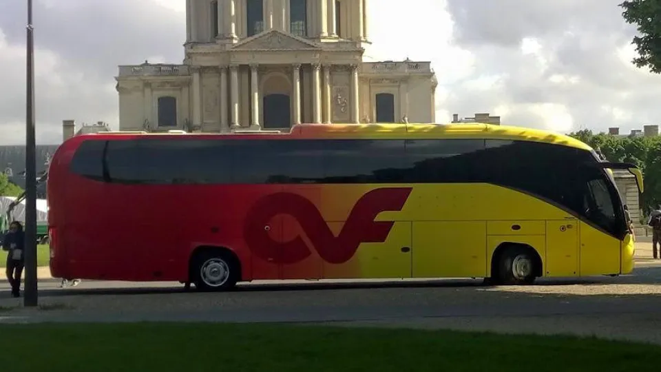 Motoristas marcam greve contra horários da Unir "impossíveis