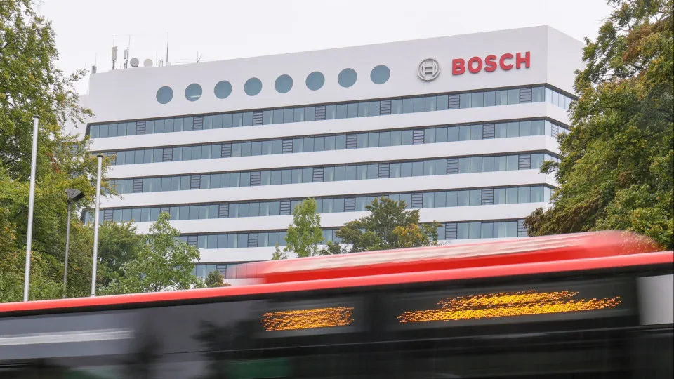 Bosch prevê eliminar mais de 13.000 empregos na Alemanha até