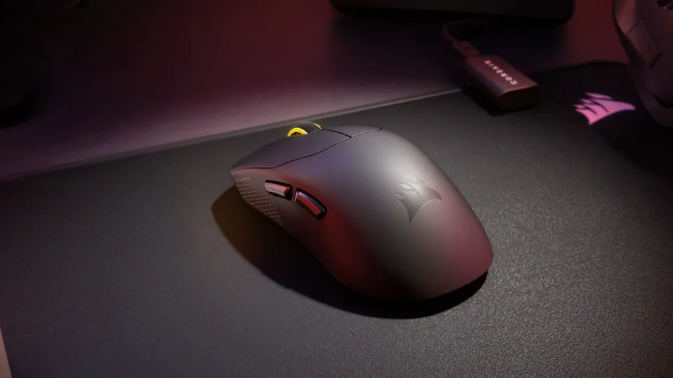 Análise ao Corsair Sabre v2 Pro. Um dos ratos mais leves que...