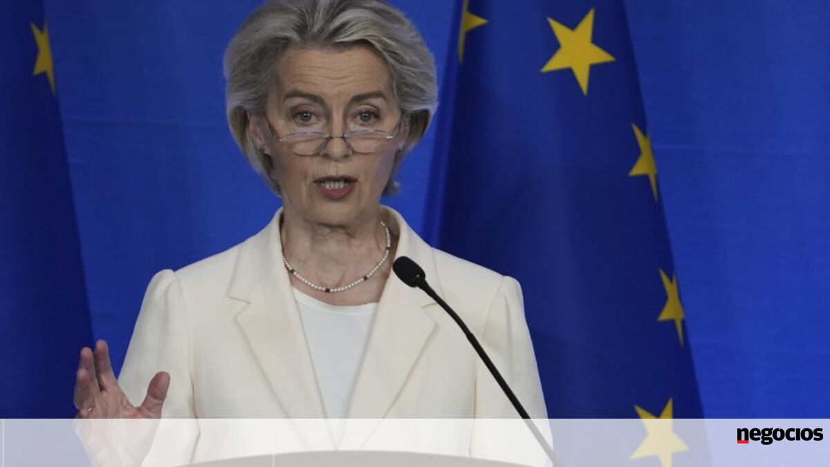 Avião de Von der Leyen com GPS desativado por alegada