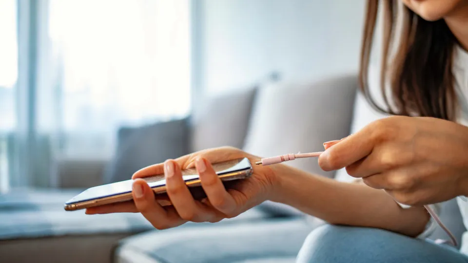 Compra cabos mais baratos? Aqui tem 6 bons motivos para não...