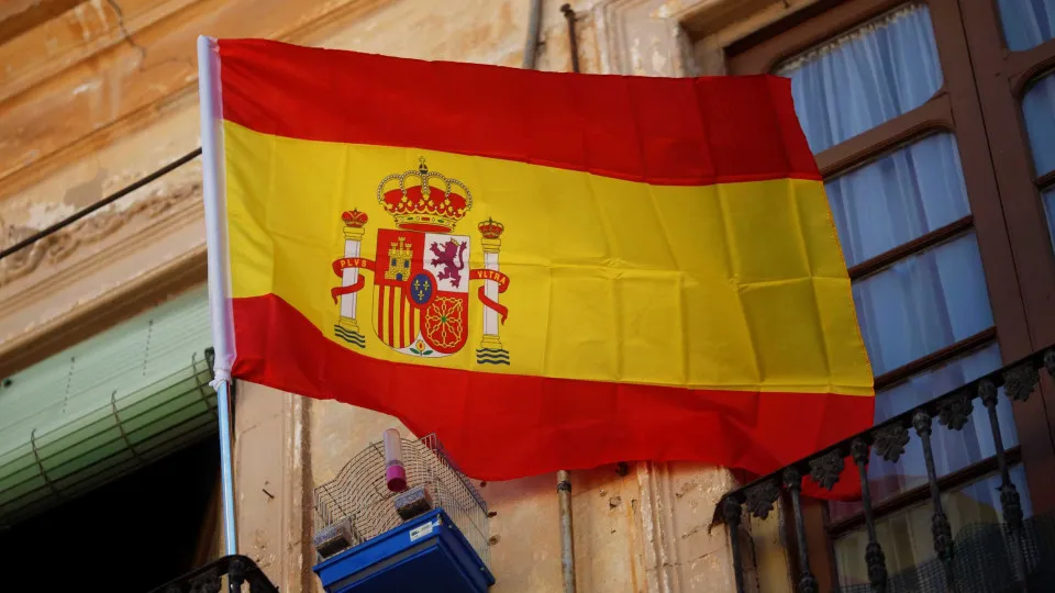 Discurso de ódio em Espanha alimenta desinformação em toda a...