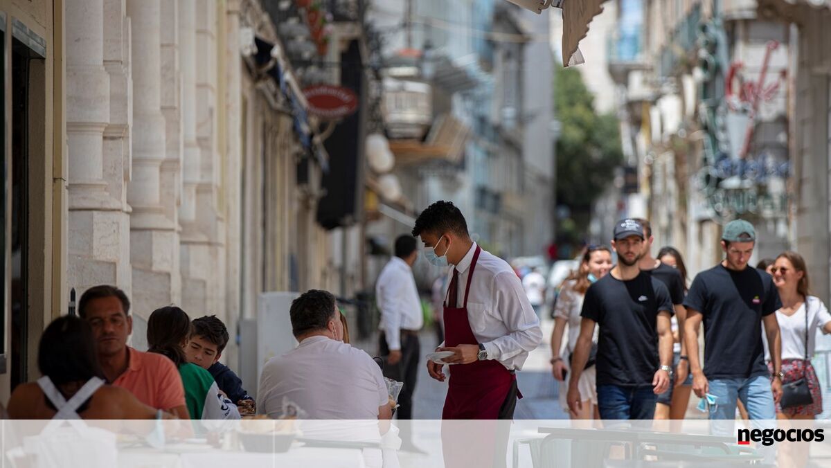 Dívida pública aumenta em julho pelo 8.º mês consecutivo