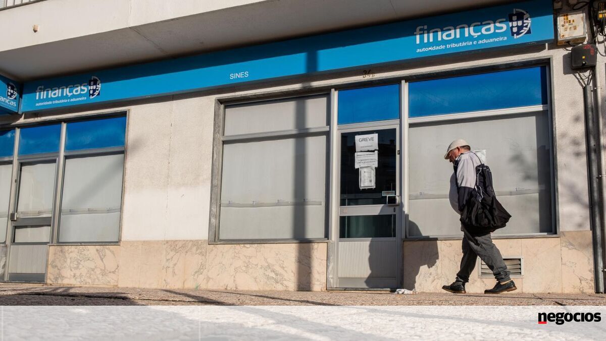 Frente Sindical exige aumento salarial de 6,4% na função