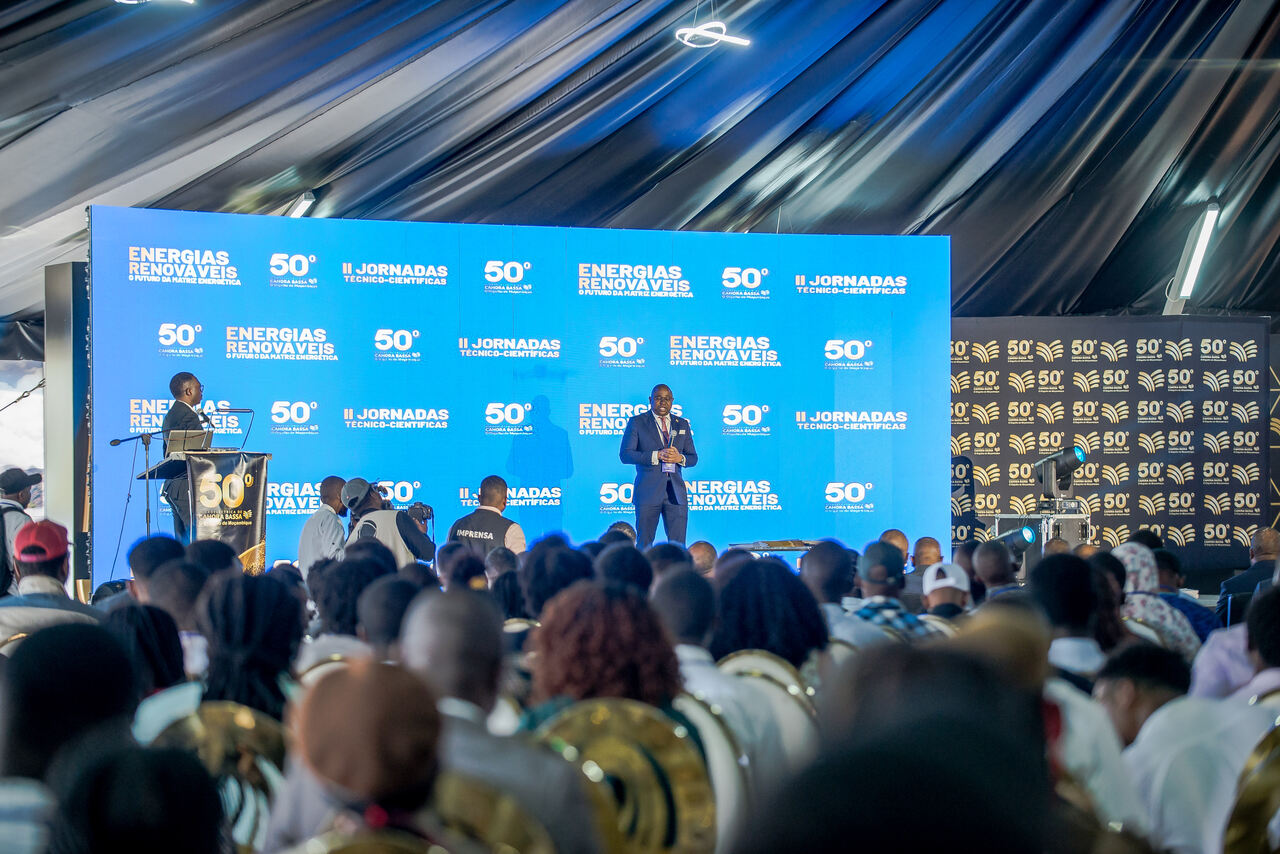 HCB Discute Futuro Energético do País Com Foco em Soluções