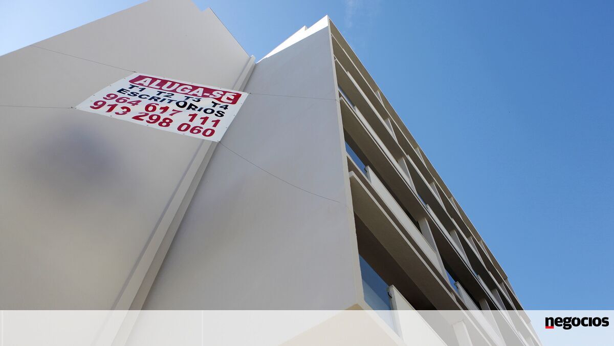 Habitação: PS critica foco "completamente errado" do Governo