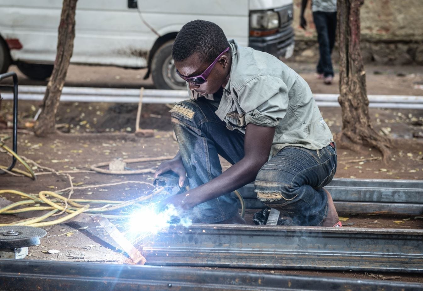 Mais de 80% Dos Desempregados Têm Entre 15 e 34 Anos de...