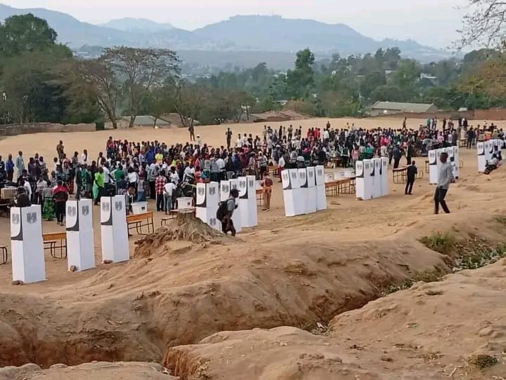 Malawi: Quatro dos dezassete candidatos presidenciais...