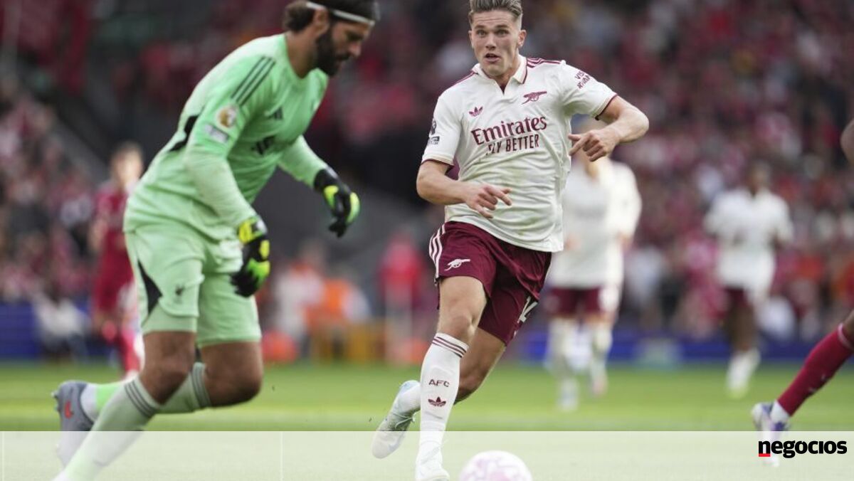 Mercado de transferências de futebol movimenta 8,4 mil