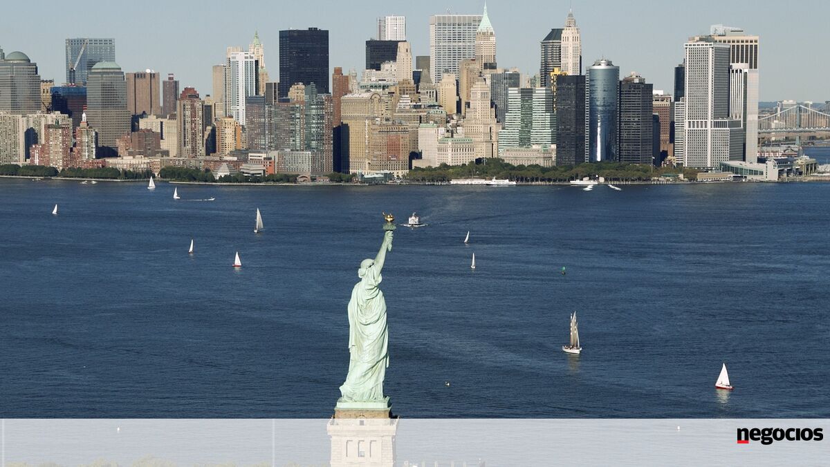 Mercado laboral nos EUA encolhe 911 mil empregos após