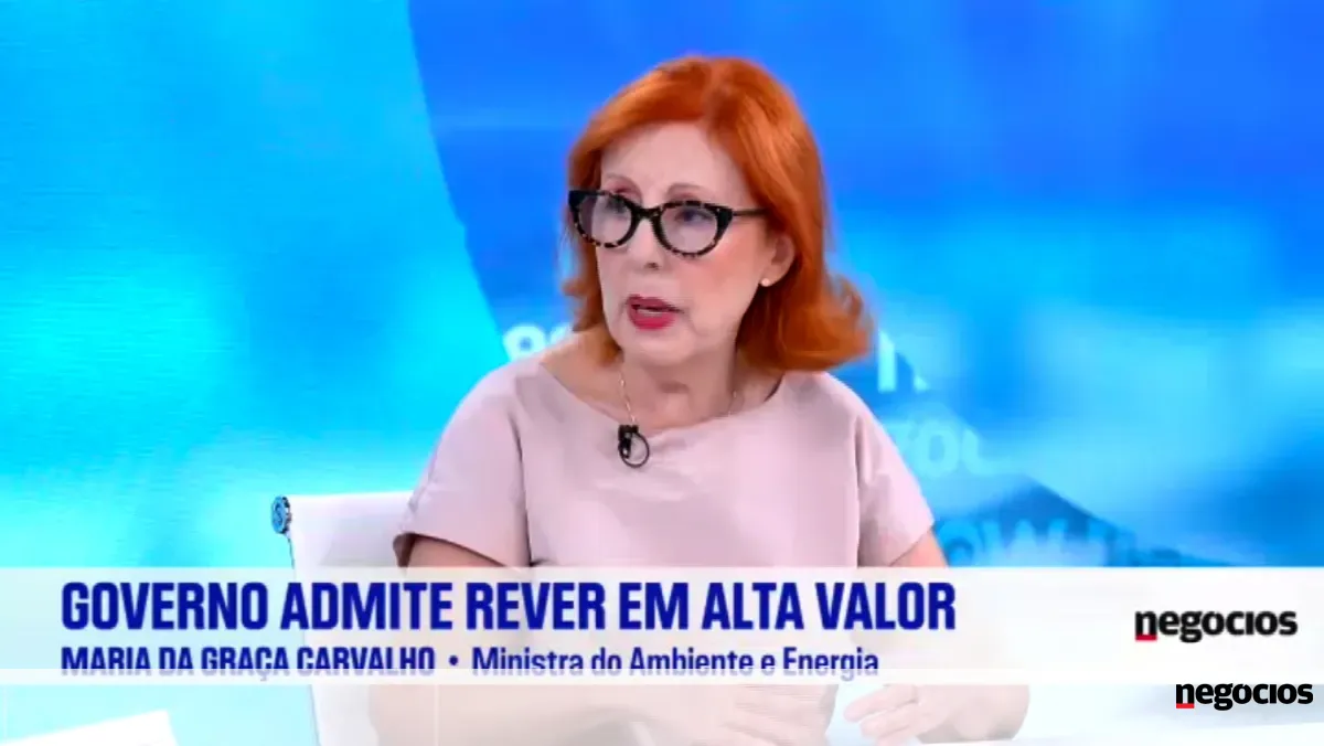 Ministra da Energia admite realocar 60 milhões dos bairros