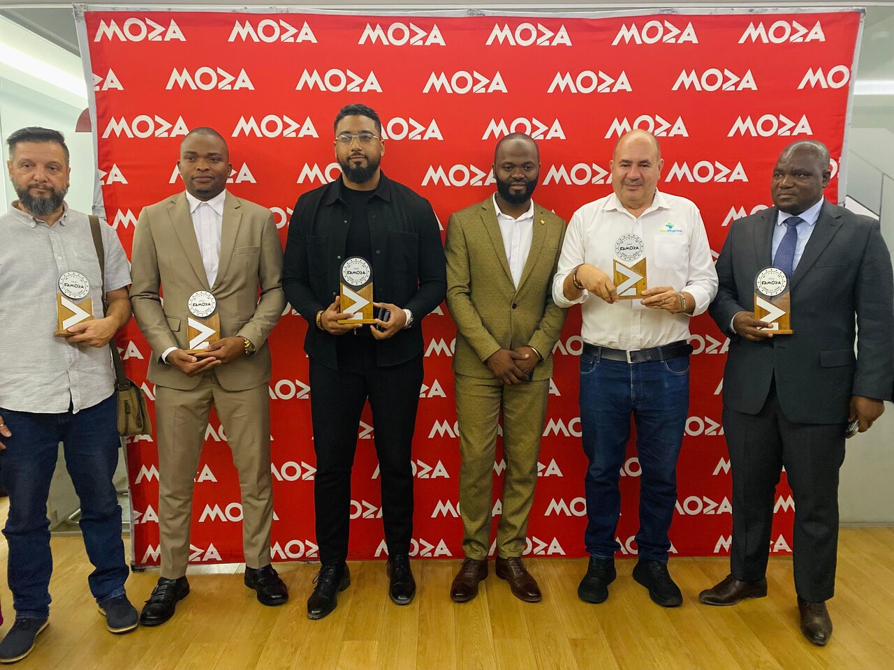 Moza Banco Atribui o Selo FaMoza a 23 Empresas • Diário