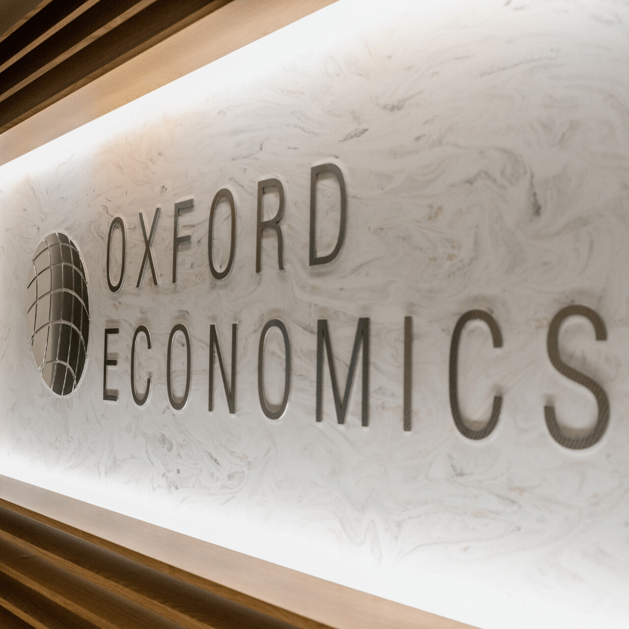 Oxford Economics Prevê Subida da Inflação Para 20,8% Este...