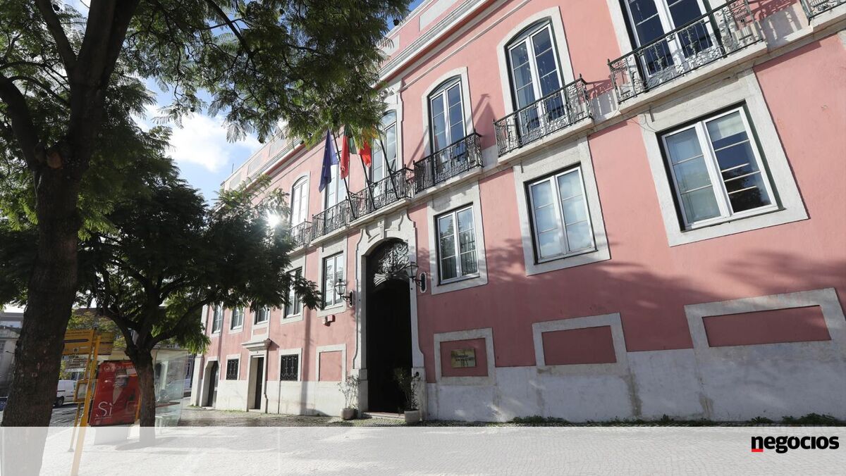 PS diz que Portugal "está pior" e acusa Governo de