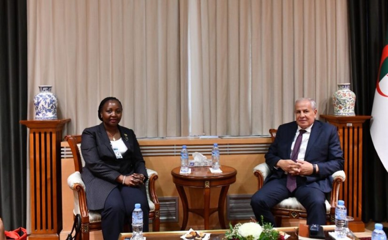 Petrolífera Estatal da Argélia Reúne Com ENH Para Explorar