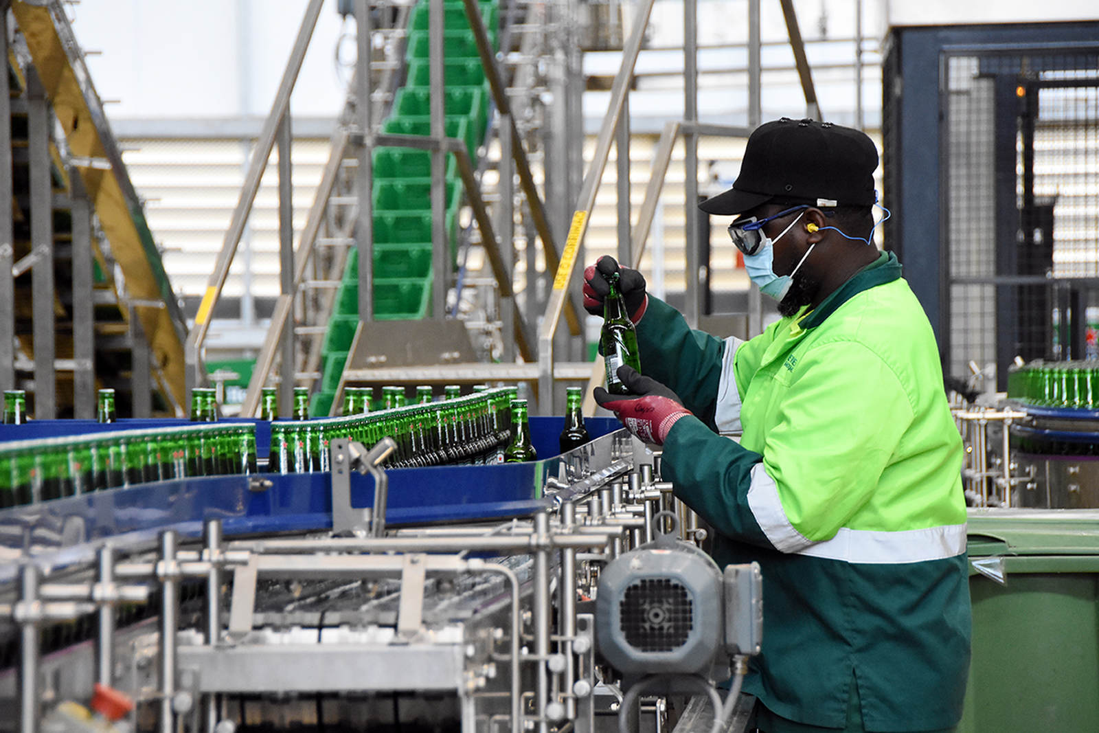 Regulamentação Sobre Produção, Comercialização e Consumo de