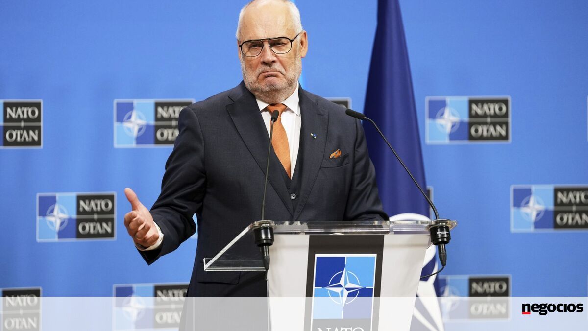 Rússia nega ter violado espaço aéreo da UE. NATO reúne para