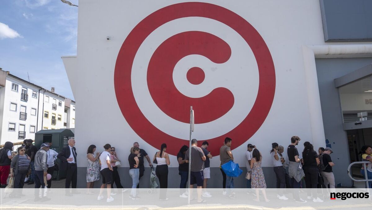 Tem cartão Continente? Há um alerta de burla sobre roubo de