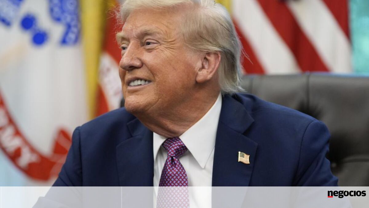 Trump confirma trio de favoritos para ocupar liderança da