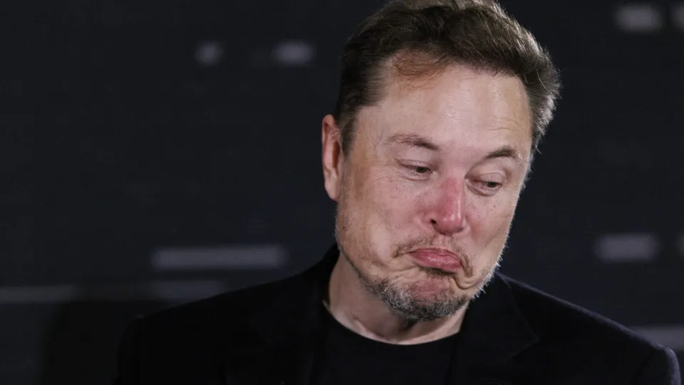 Trump reuniu-se com líderes de tecnológicas. Elon Musk não...