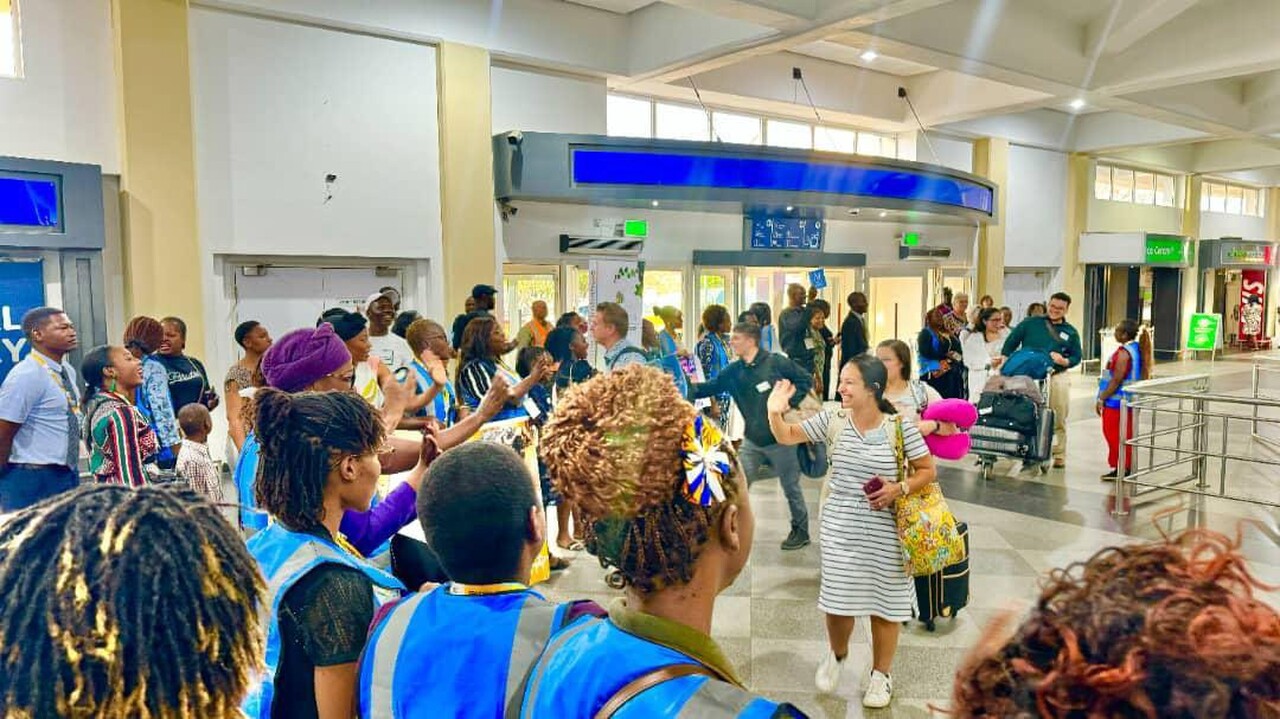 Zimbabué Ganha Protagonismo Como Centro Global de Turismo...